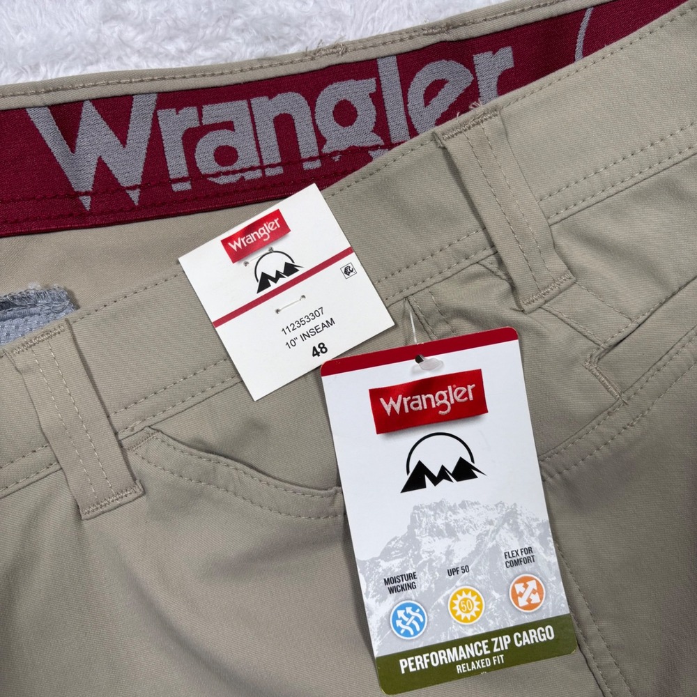 Wrangler Performance Cargo Shorts Mens 48‎ Khaki Relaxed UPF 50 Wicking Stretch